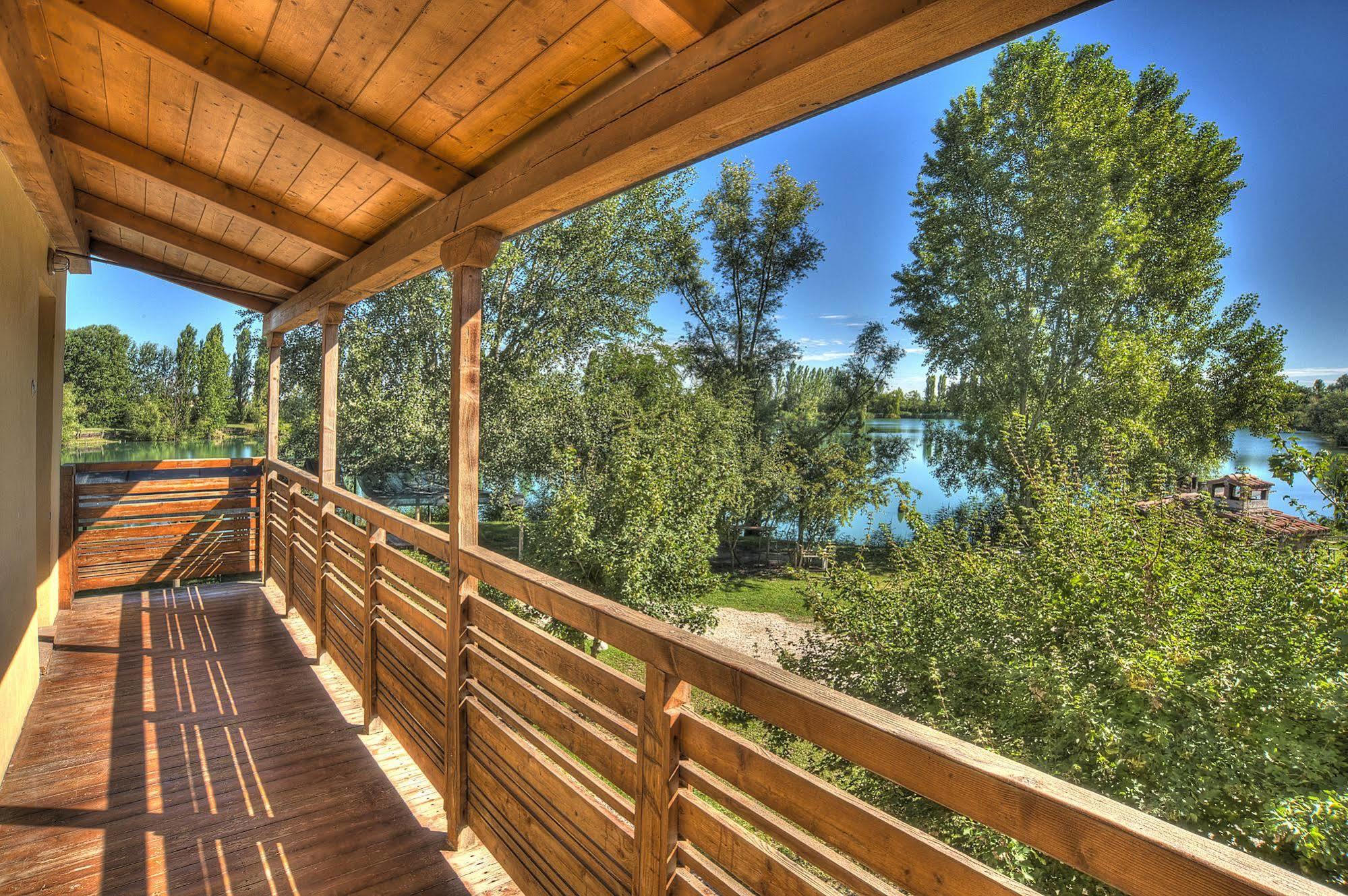 Agriturismo Ai Due Laghi Gambulaga Esterno foto
